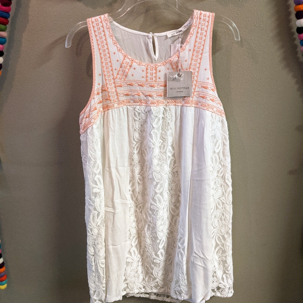 Blu Pepper Long Sleeveless Top NWT